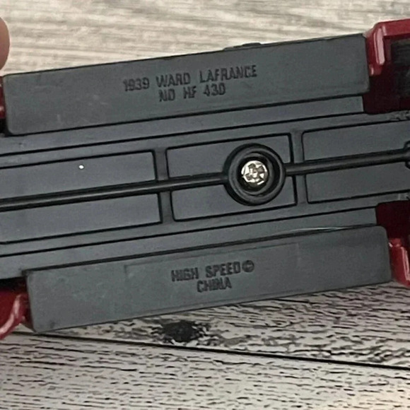 VTG High Speed 1939 Ward LaFrance Die-Cast Fire Engine No. HF-430 Readers Digest - Picture 6 of 6